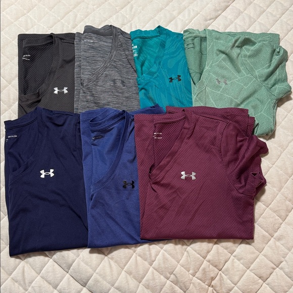 Under Armour Athletic Shirts Set - Picture 1 of 5